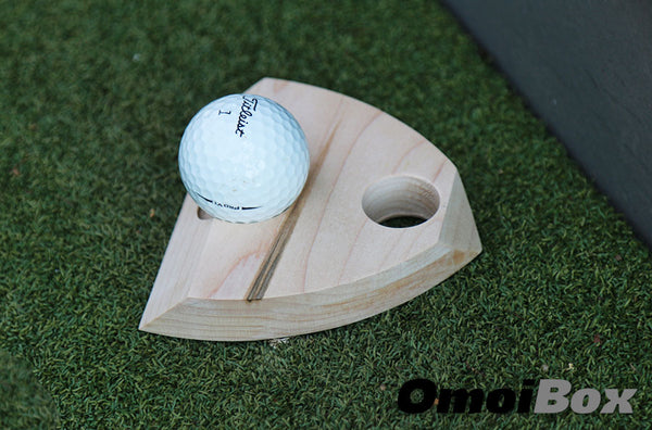 Golf Ball Putting Aid Solid Maple Wood