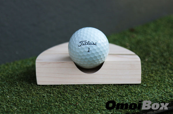 Golf Ball Putting Aid Solid Maple Wood